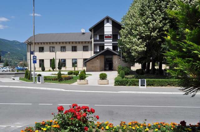 Отель Hotel Komovi Андриевица-14