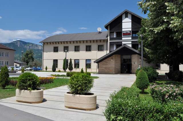 Отель Hotel Komovi Андриевица-15