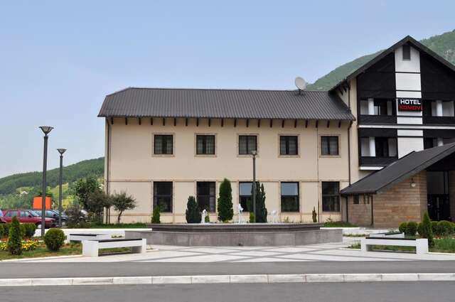 Отель Hotel Komovi Андриевица-31