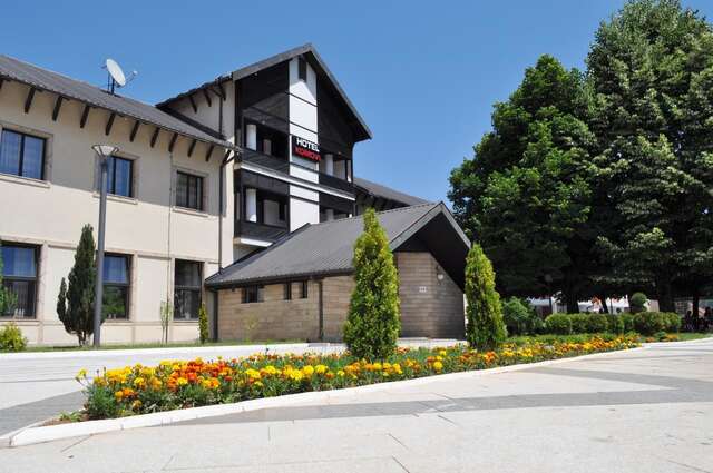 Отель Hotel Komovi Андриевица-10
